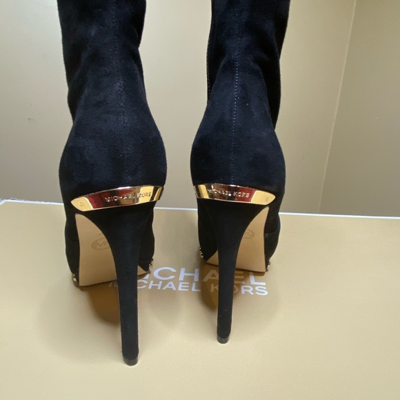 Michael KORS AILEE TALL BOOT - Picture 6 of 8